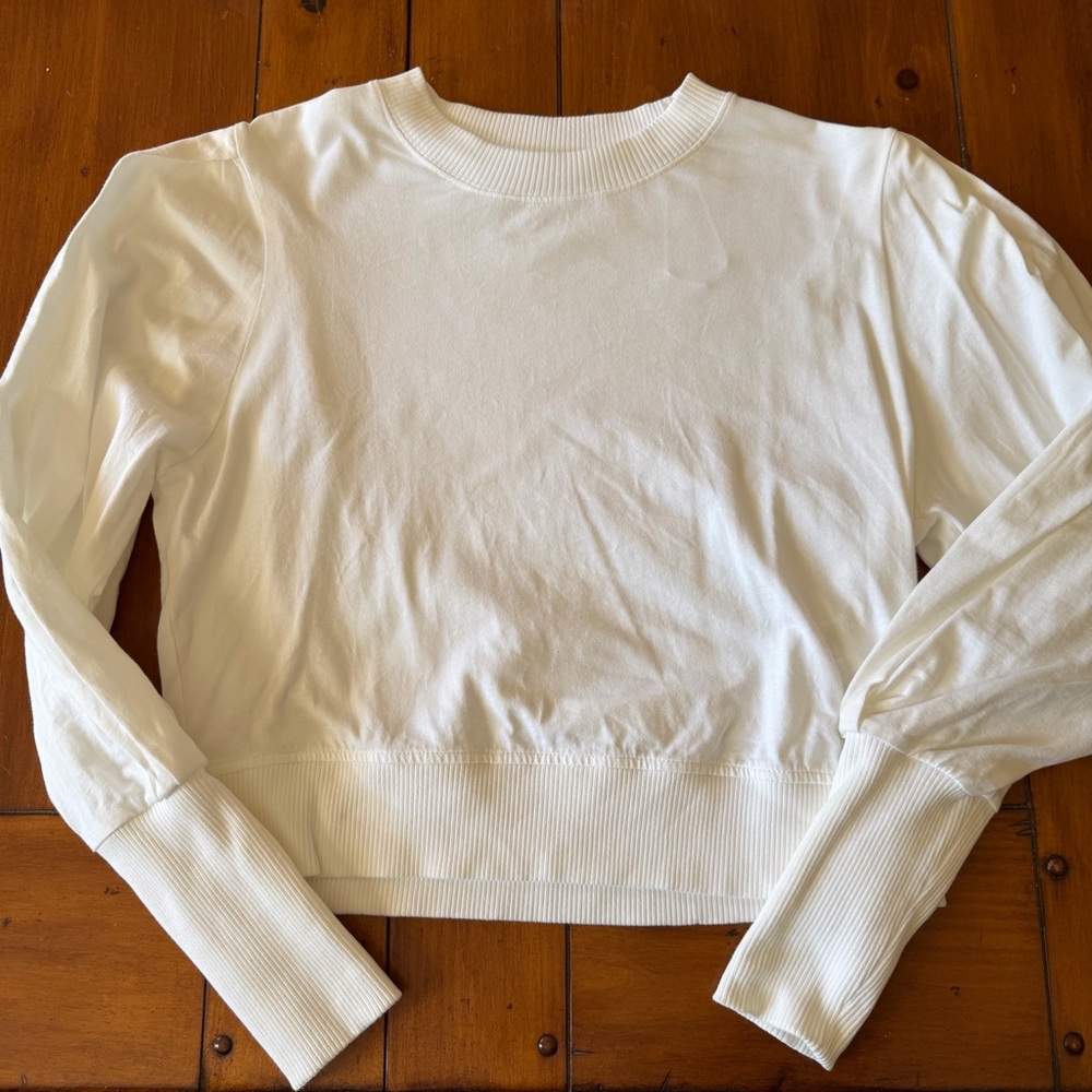 Zara White Women's Crewneck Long Sleeve Top
